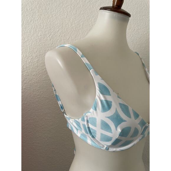 Kenny Flowers Swimsuit Bikini Top The Maldives Print Swimwear - Picture 2 of 7